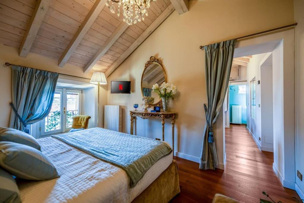 شقة Duomo - Prestigious Penthouse With Panoramic View ميلان المظهر الخارجي الصورة